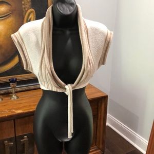 BEBE BOLERO STYLE SWEATER W/TIE